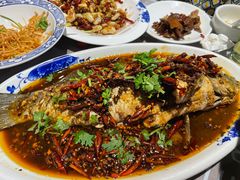 -百味地锅鸡(二店·财校分店)