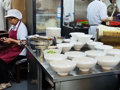 -老西白点心店