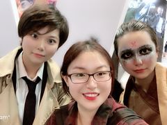 -上海跨国采购会展中心