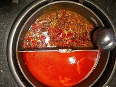 -热火朝天鲜切牛肉火锅(南强街巷店)