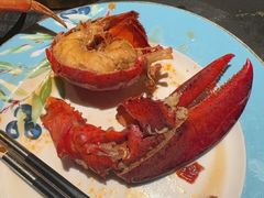 -雍容荟帝王蟹活龙虾展台自助(IFS黑金店)