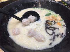 -渔米丰·广府鱼汤米线(光明广场店)
