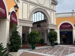 -佛罗伦萨小镇广佛名品奥特莱斯(疏港路店)