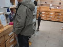 -豪门视光·星趣控·蔡司依视路眼镜代理商(中央大街店)