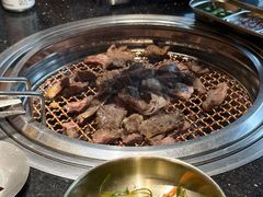 -韩烧牛中牛·甄选黑牛烤肉(黑金店)