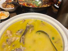-富正毅三下锅·湘西韵味(天门山索道店)