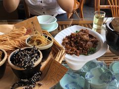 -丁里羊肉小镇(天鹅湖总店)