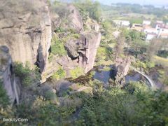 -广州莲花山旅游区