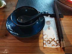 -湊湊火锅·茶憩(南京东路悦荟店)