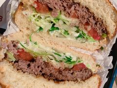 -The Habit Burger Grill 哈比特汉堡(复兴soho店)