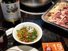 -玉林仔鲜牛老火锅(南宁港店)