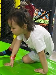 -蹦贝运动中心·蹦床·攀岩·闯关(龙岗店)