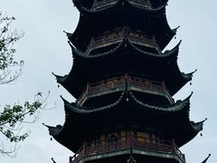 -龙华寺