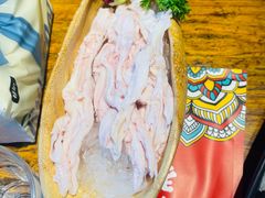 -老牌坊云南鱼豆花火锅(爱建店)