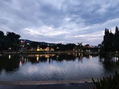 -湖泉半山温泉