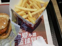-肯德基(洛川店)