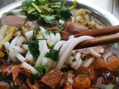 -花溪牛肉粉(八鸽岩店)