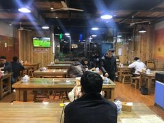 大堂-陇上全荟兰州传统牛肉面(延吉路店)