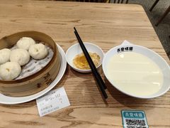 -弄堂咪道-饭香·面香·馄饨香(汇锦广场店)