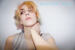 -God Hands发型设计复古会所