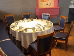 -八府香鸭·啫啫煲(华山路店)