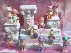 -泡泡玛特POPMART(侨福芳草地店)
