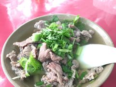 -谢老五跷脚牛肉·非遗传承店