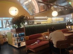 -芭莉与彩虹西餐厅(成都合生汇店)