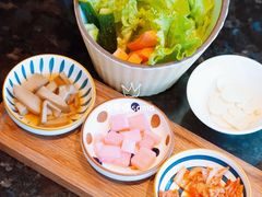 -雾山韩式烤肉·海南糟粕&椰子鸡火锅·海景餐厅(三亚绿发山海天JW万豪酒店)