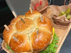 -DEEP·深美式餐吧(五棵松华熙LIVE店)