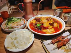 -谷丽麦馕新疆菜·清真(步步高梅溪新天地店)