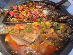 -鸣记脆皮烤鱼·海鲜烤鱼(三八广场店)