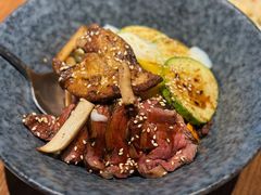 -POKEE VIA&Brunch·维娅(重庆来福士店)