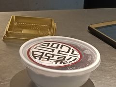 -港记甜品(黄寺大街店)
