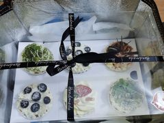 造型杯子蛋糕-小来咪·纯动物奶蛋糕订制下午茶·甜点·生日蛋糕·企业茶歇(科技园店)