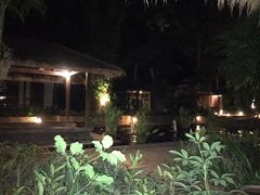 -Baan Ploy Samed Restaurant ร้านอาหารบ้านพลอยเสม็ด