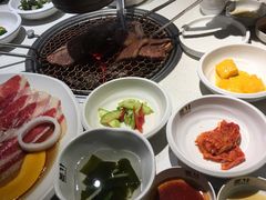 老白吾桑格-本家韩国烤肉(青岛万象城店)