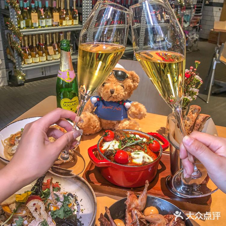 预制朋友圈之美式复古餐厅圣诞照🎄