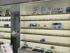 -视野联行眼镜·蔡司·控优点授权(长白万象汇店)