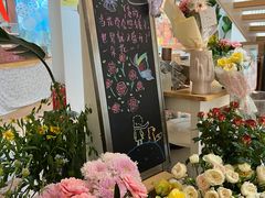-猫的天空之城概念书店(北戴河蔚蓝海岸店)