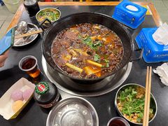 -鸿顺老铁锅美蛙鱼府(解放碑店)