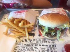 -FATBURGER 特富客汉堡(外交公寓店)
