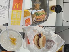 -麦当劳(保利若比邻店)