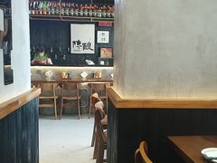 -8PINTS八品脱·日料·烧鸟·精酿小酒馆(莘庄店)