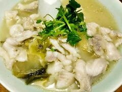 酸菜鱼-去茶去餐厅(中央大街店)