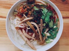 -再回首鸡肉米线(人民路一店)