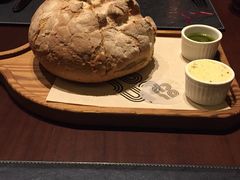 -恰餐厅及酒吧 CHAR Bar & Grill (北京丽都皇冠假日店)