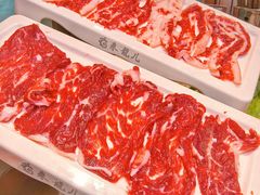 -来龍儿鲜切牛肉自助老火锅