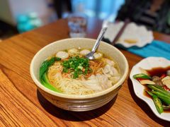 馄饨竹升面-全渔村小海鲜