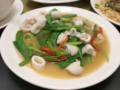 -新泉小傅美食(国贸天琴湾天境店)